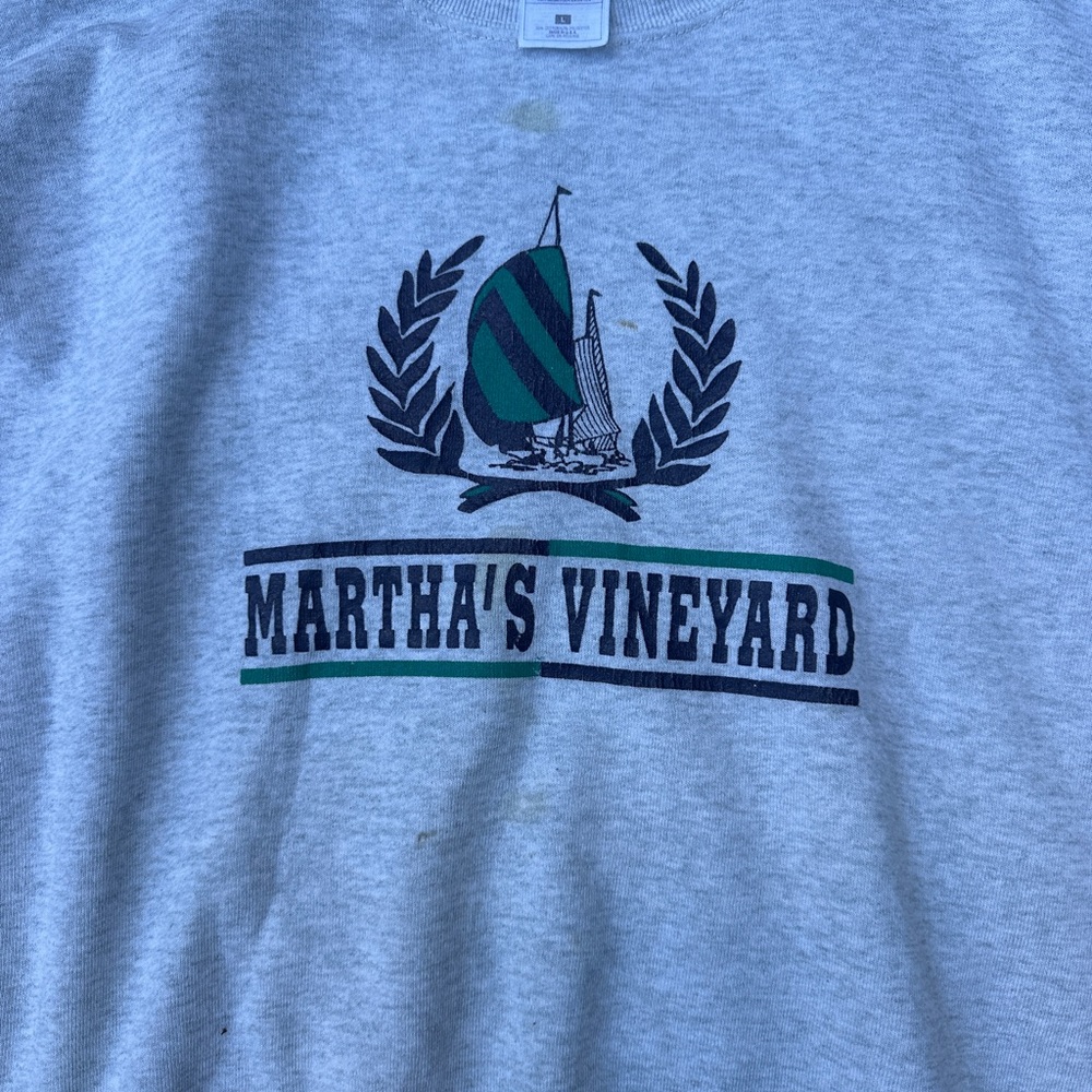 Vintage Martha’s Vineyard Gray Sweatshirt - Large - Picture 2 of 5